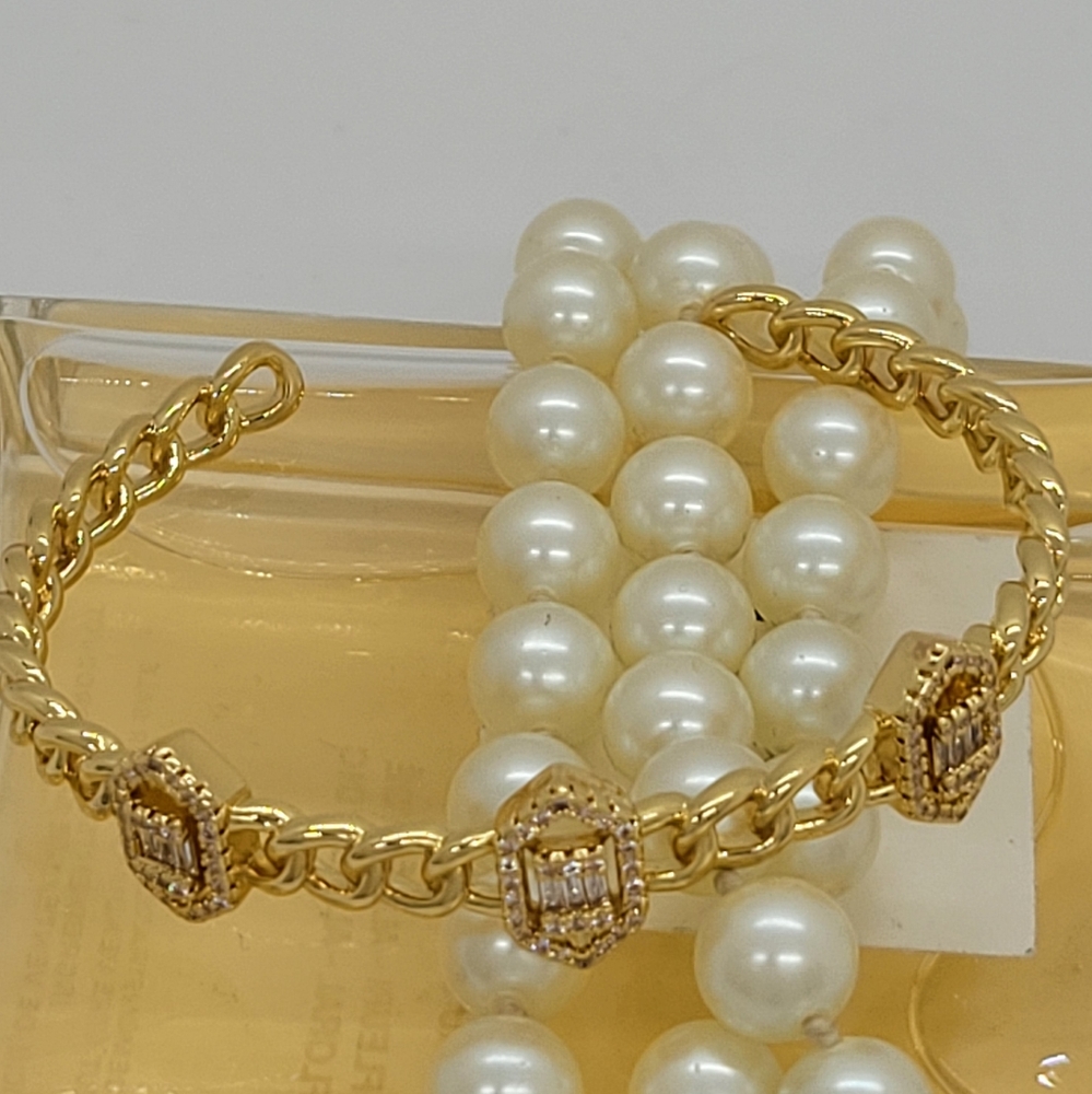 NWOT 14k Gold Plated Luxurious Bracelet - Picture 1 of 8